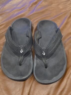 Olukai Ohana Womens Sandals Black  Sz 8